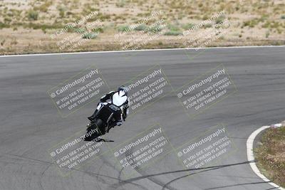 media/Apr-20-2025-AHRMA (Sun) [[393a79c373]]/Race/Group 8/Turn 4b/